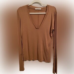 FREE PEOPLE Fresh & Clean Long Sleeve V-Neck Golden Nugget S